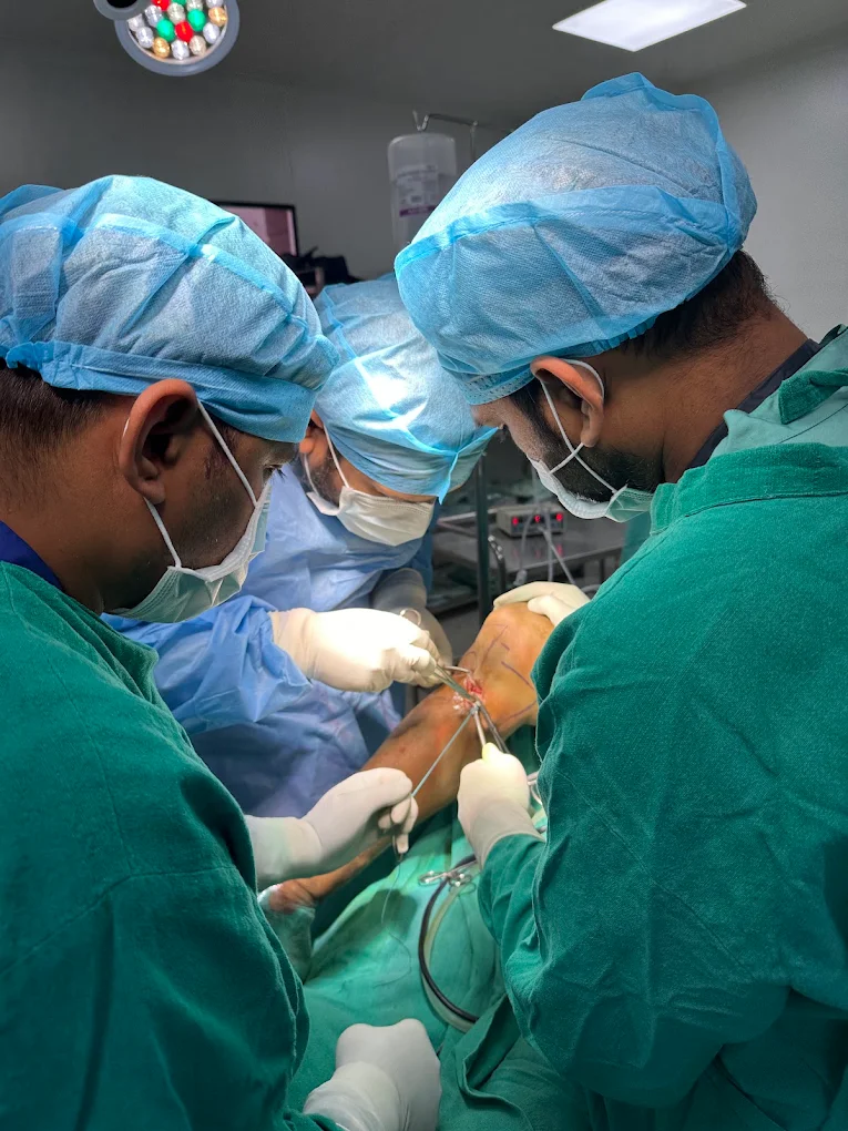Dr. Nikhil Gupta clinical gallery photograph 15